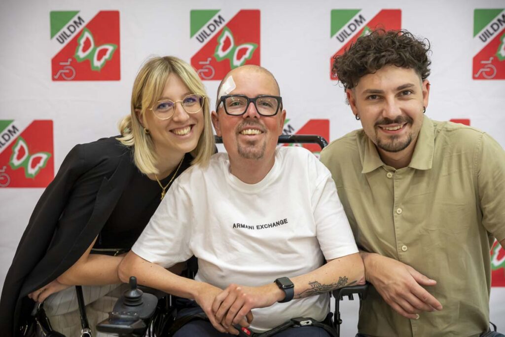 https://milano.uildm.org/wp-content/uploads/sites/11/2026/09/Persone-al-centro-3.jpg